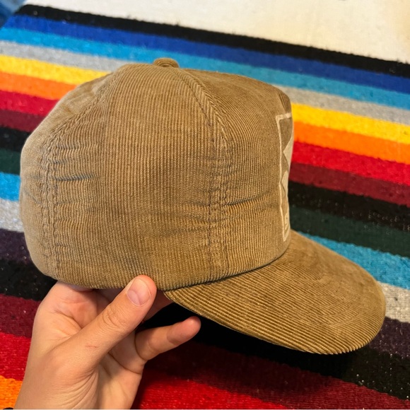 Vintage YoungAn Suzuki Corduroy Foam SnapBack Hat - Picture 2 of 15